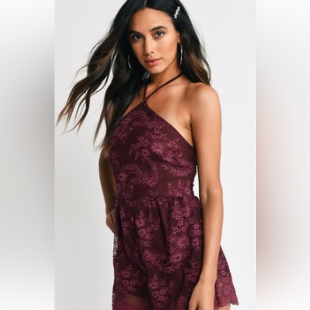 Brand new lace Tobi romper xs
